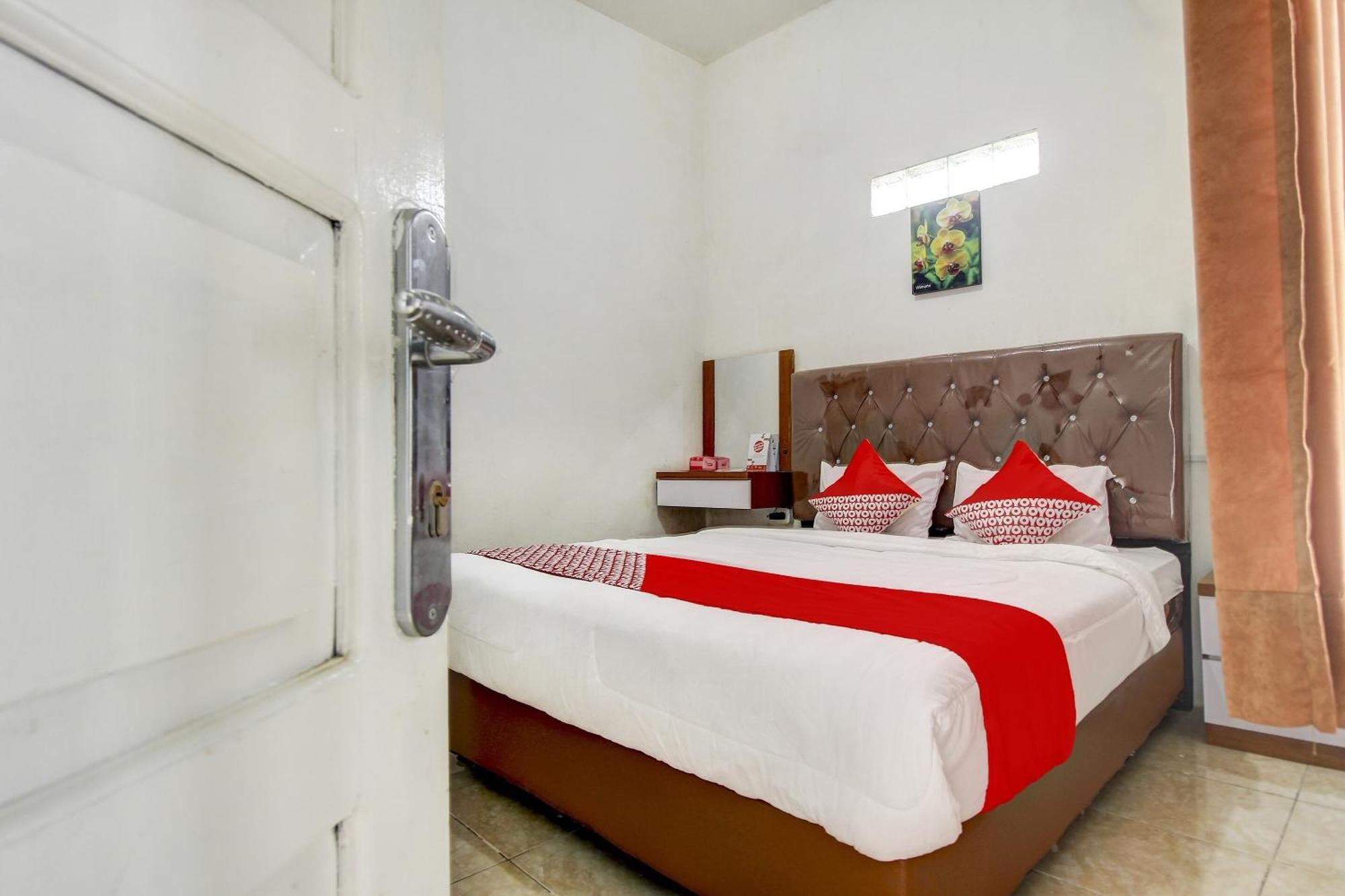 OYO 3415 Penginapan Wimane Palembang Bagian luar foto